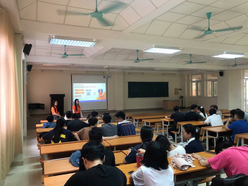 Trung tâm Thực hành – Trường Đại học Sư phạm Kỹ thuật Nam Định tổ chức hoạt động Hỗ trợ Việc làm cho Sinh viên K16