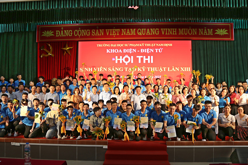 Hội thi sinh viên sáng tạo kỹ thuật lần thứ XIII - Khơi nguồn sáng tạo, lan tỏa đam mê
