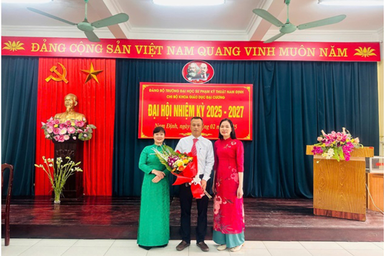 Ban chấp hành Chi bộ Khoa Giáo dục Đại cương nhiệm kỳ 2025-2027