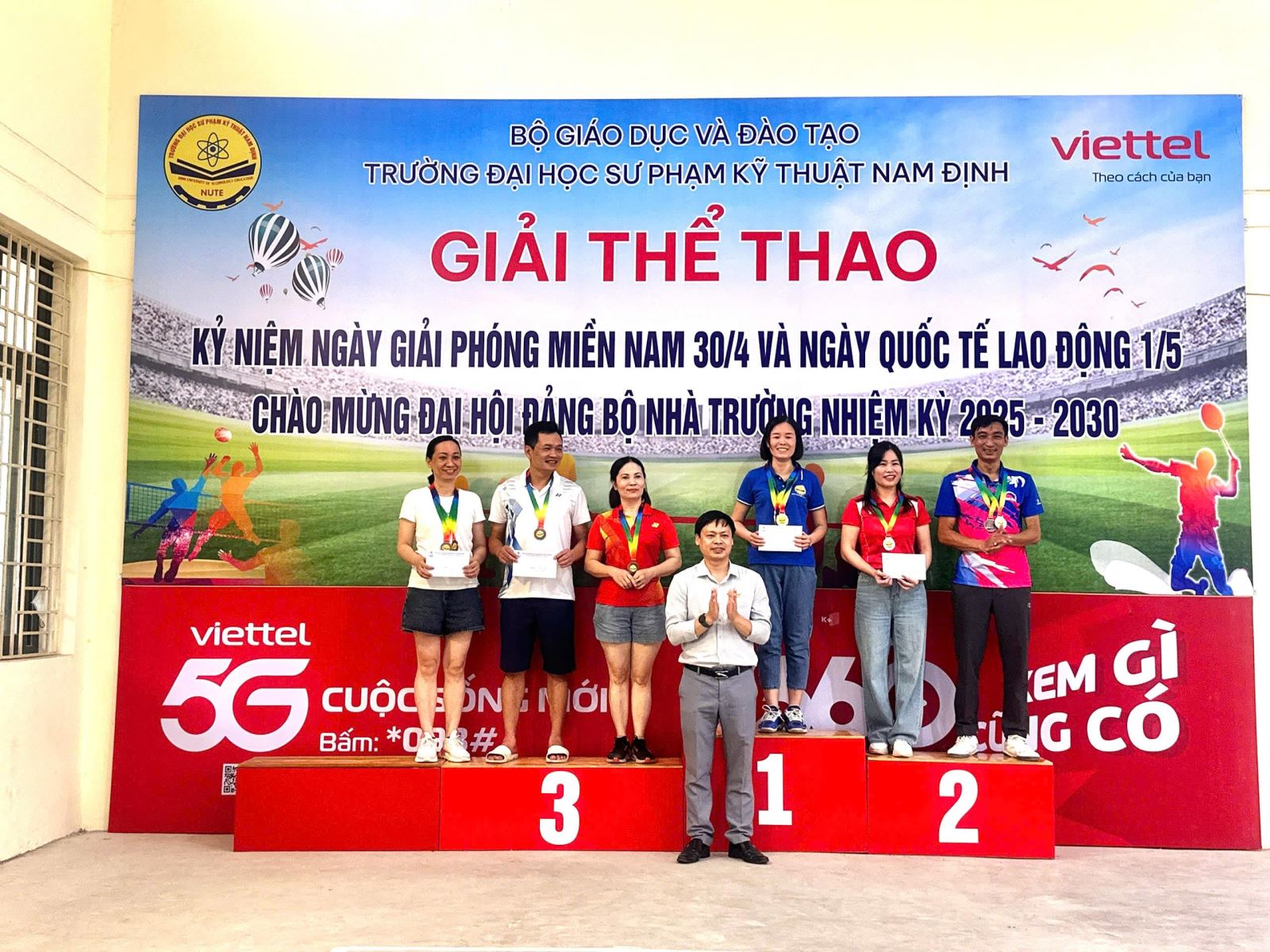 Công đoàn trường tổ chức giải thể thao kỷ niệm ngày Giải phóng miền nam 30/4 và ngày Quốc tế lao động 1/5, chào mừng Đại hội Đảng bộ Trường Đại học  Sư phạm Kỹ thuật Nam Định